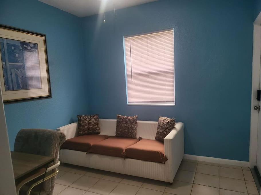 Entire Home By Siesta Key/Closed To Downtown ساراسوتا المظهر الخارجي الصورة