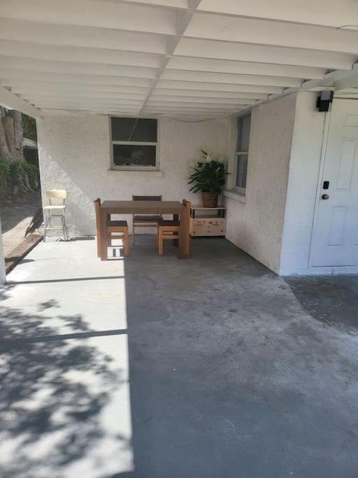 Entire Home By Siesta Key/Closed To Downtown ساراسوتا المظهر الخارجي الصورة
