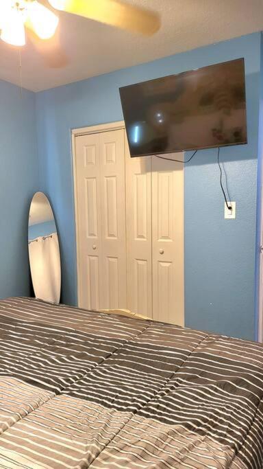 Entire Home By Siesta Key/Closed To Downtown ساراسوتا المظهر الخارجي الصورة