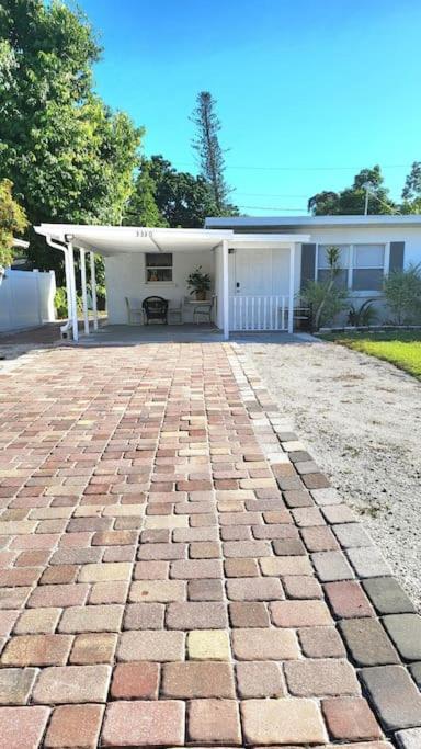 Entire Home By Siesta Key/Closed To Downtown ساراسوتا المظهر الخارجي الصورة