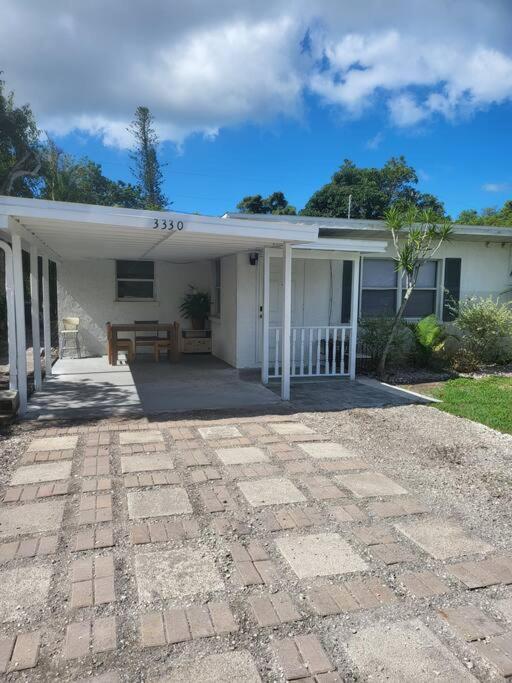 Entire Home By Siesta Key/Closed To Downtown ساراسوتا المظهر الخارجي الصورة